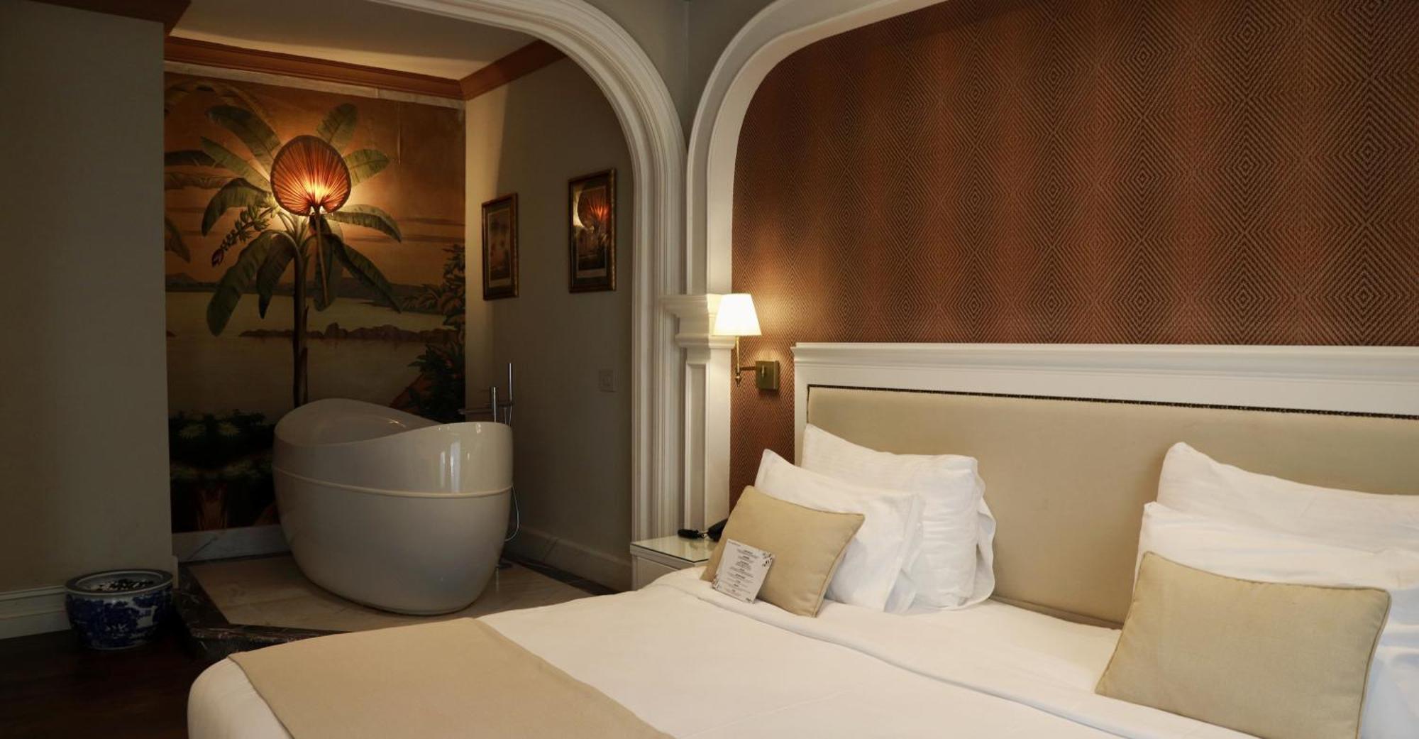 Dbd Hotel Bayrakli Smirne Esterno foto